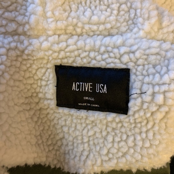 Jacket - Picture 5 of 5